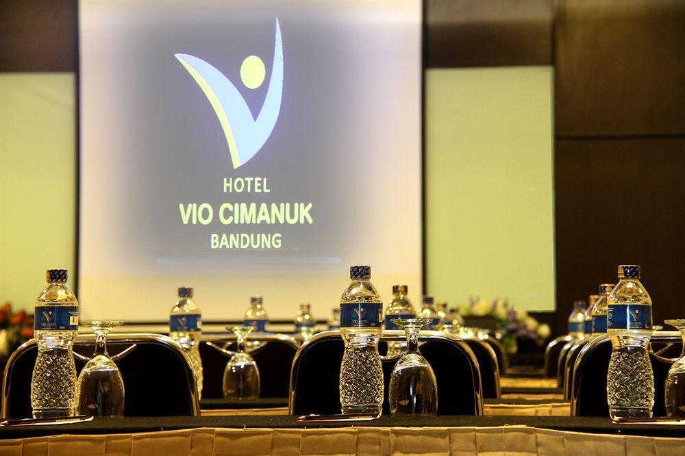 Vio Hotel Cimanuk Бандунг Екстериор снимка